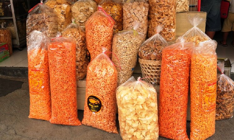 Pusat Grosir Snack Bal Balan Terdekat untuk Usaha Camilan